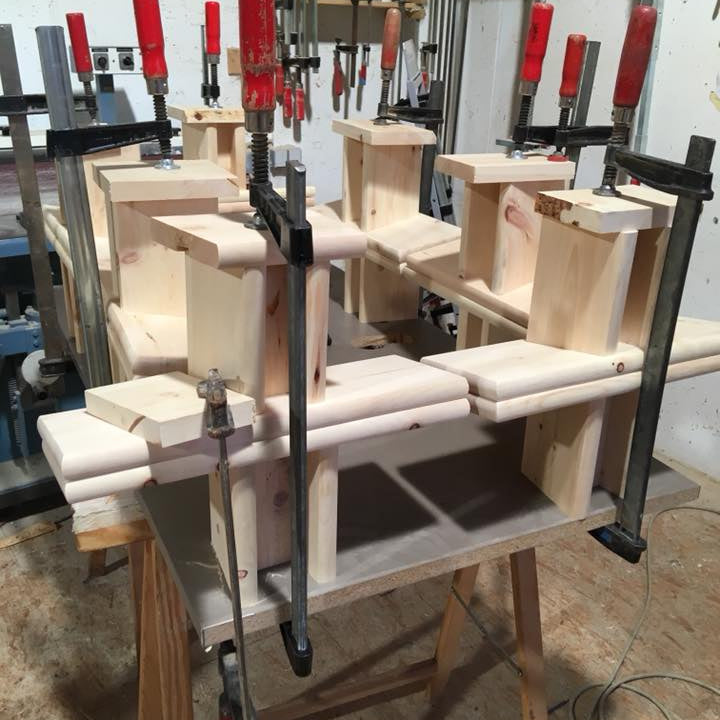 Zirbenholz-Meditationshocker "Stille"