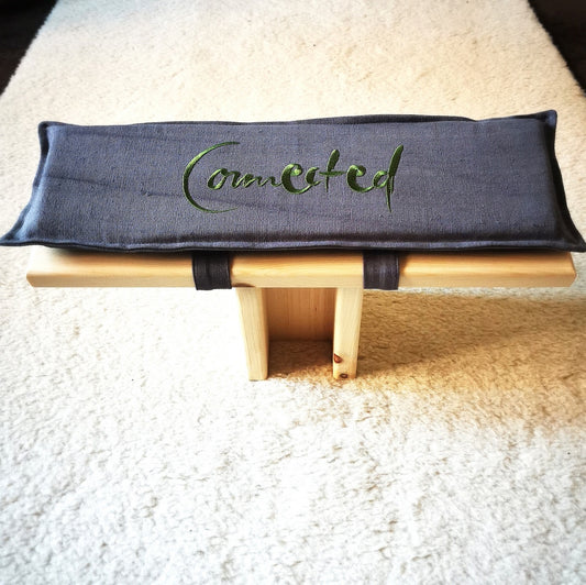 Zirbenholz-MeditationsHocker "connected"