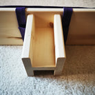 Zirbenholz-MeditationsHocker "Still. So still"