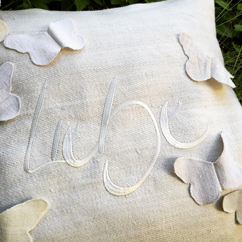 Bauernleinen Zirbenkissen"Liebe" Schmetterling