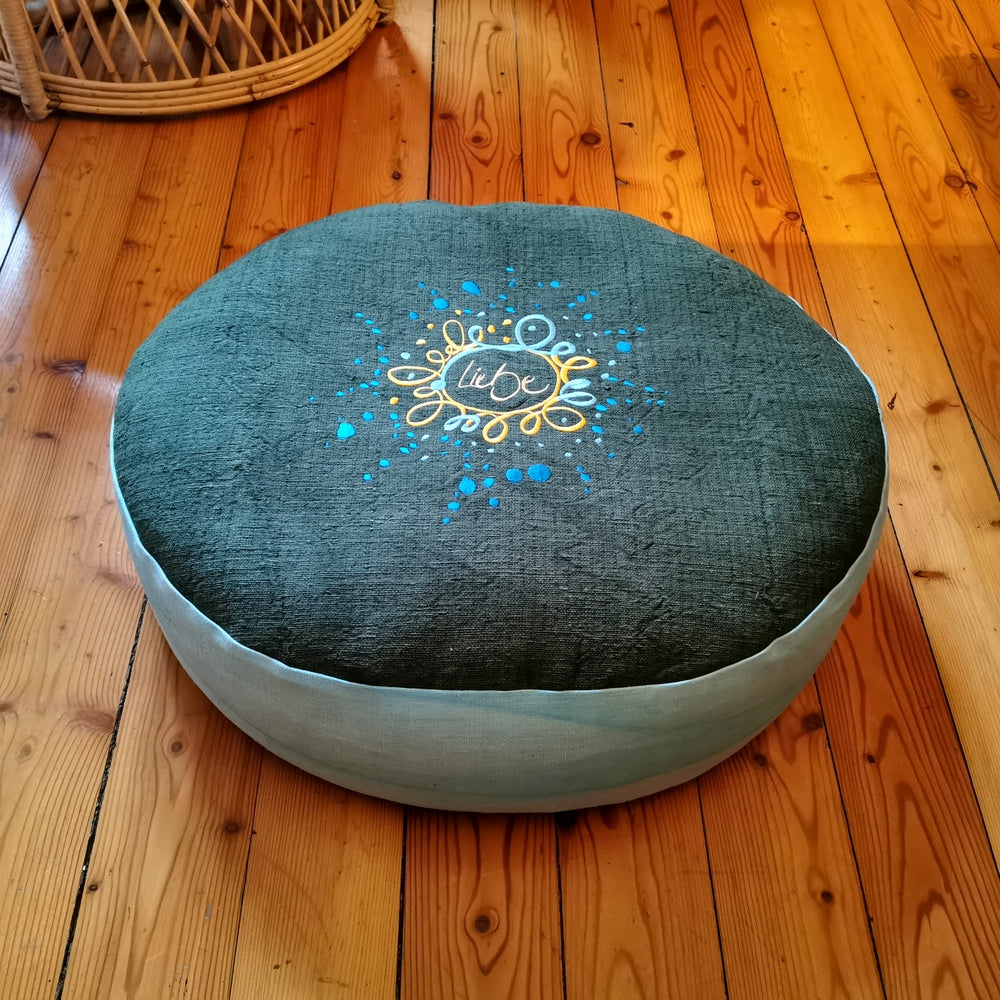 Bodenkissen "Liebe/Ornament" Tanne/Mint