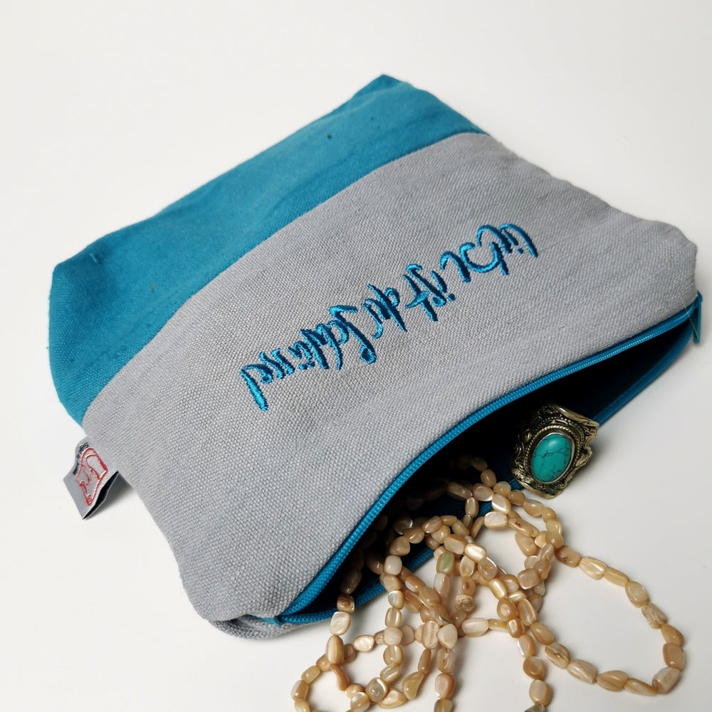 Kosmetiktasche "Liebe ist der Schlüssel"