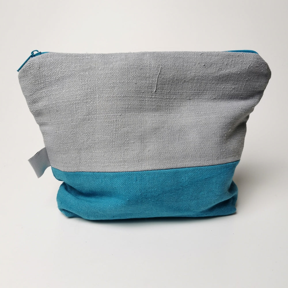 Kosmetiktasche "Liebe ist der Schlüssel"