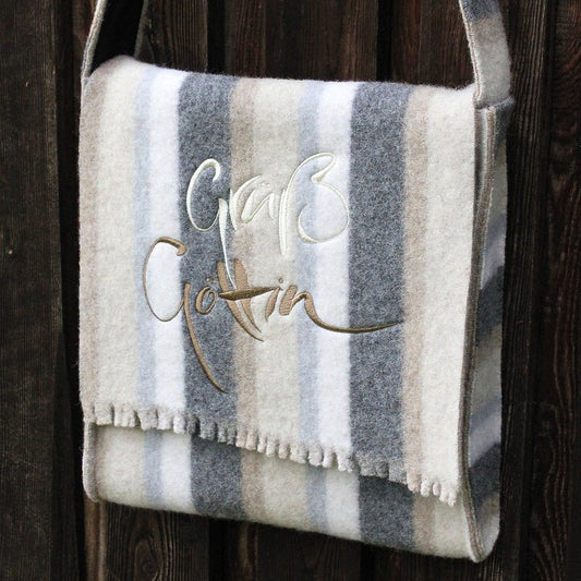 Schultertasche "Grüß Göttin"