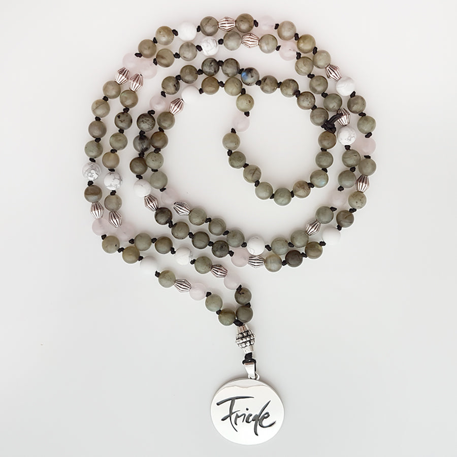 Friede-Mala (Labradorit/Howlith)