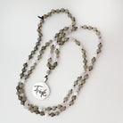 Friede-Mala (Labradorit/Howlith)