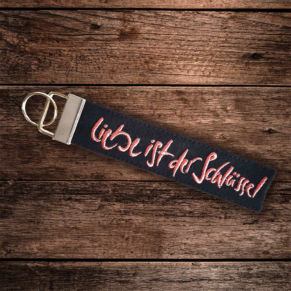 Schlüsselanhänger "Liebe ist der Schlüssel"