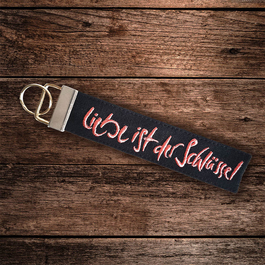 Schlüsselanhänger "Liebe ist der Schlüssel"