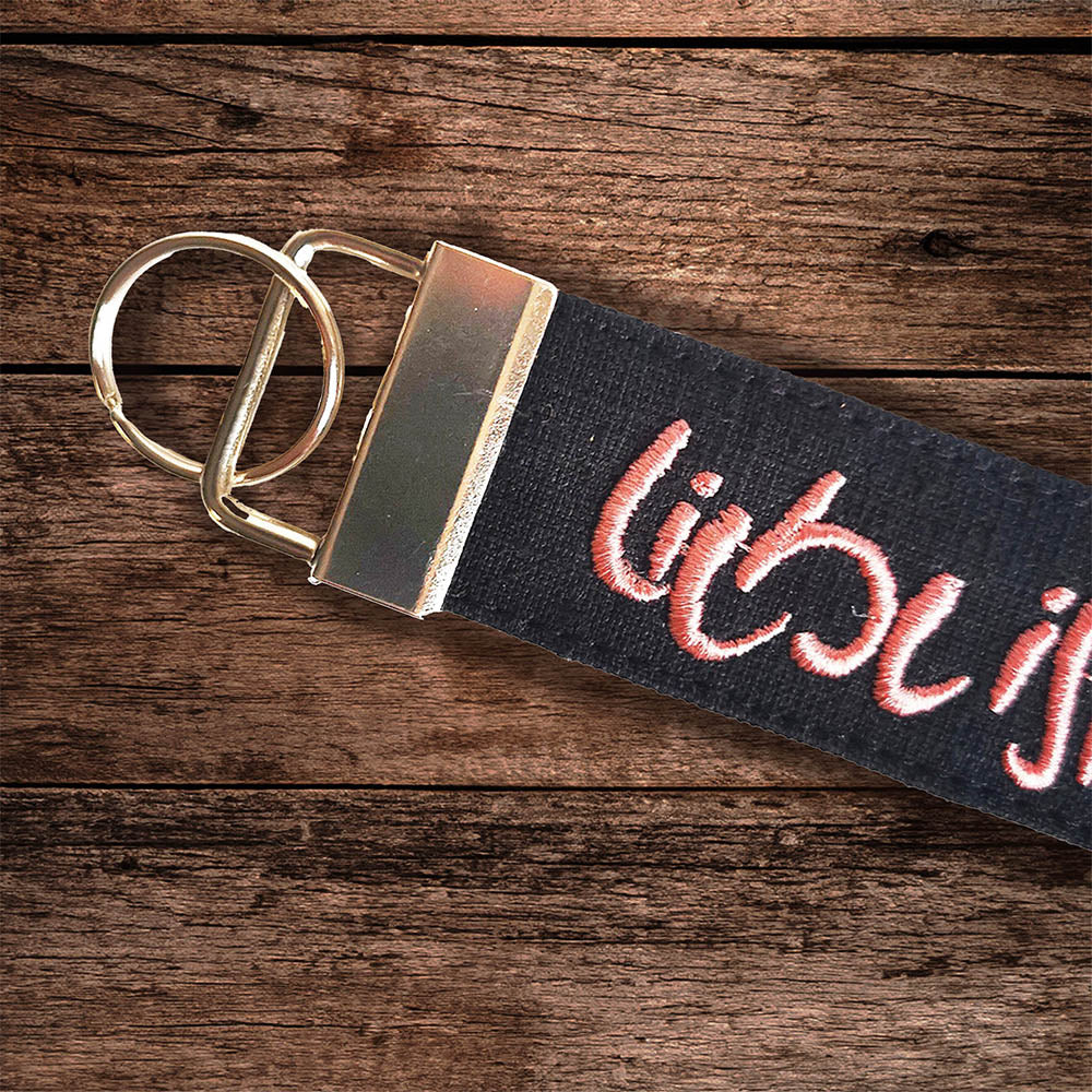 Schlüsselanhänger "Liebe ist der Schlüssel"