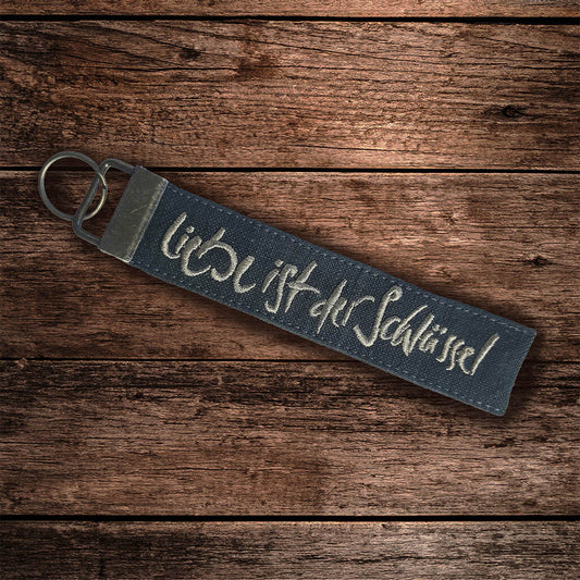 Schlüsselanhänger "Liebe ist der Schlüssel"