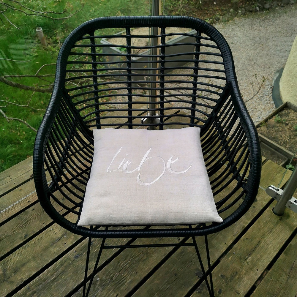 Bauernleinen-Flachkissen "Liebe"
