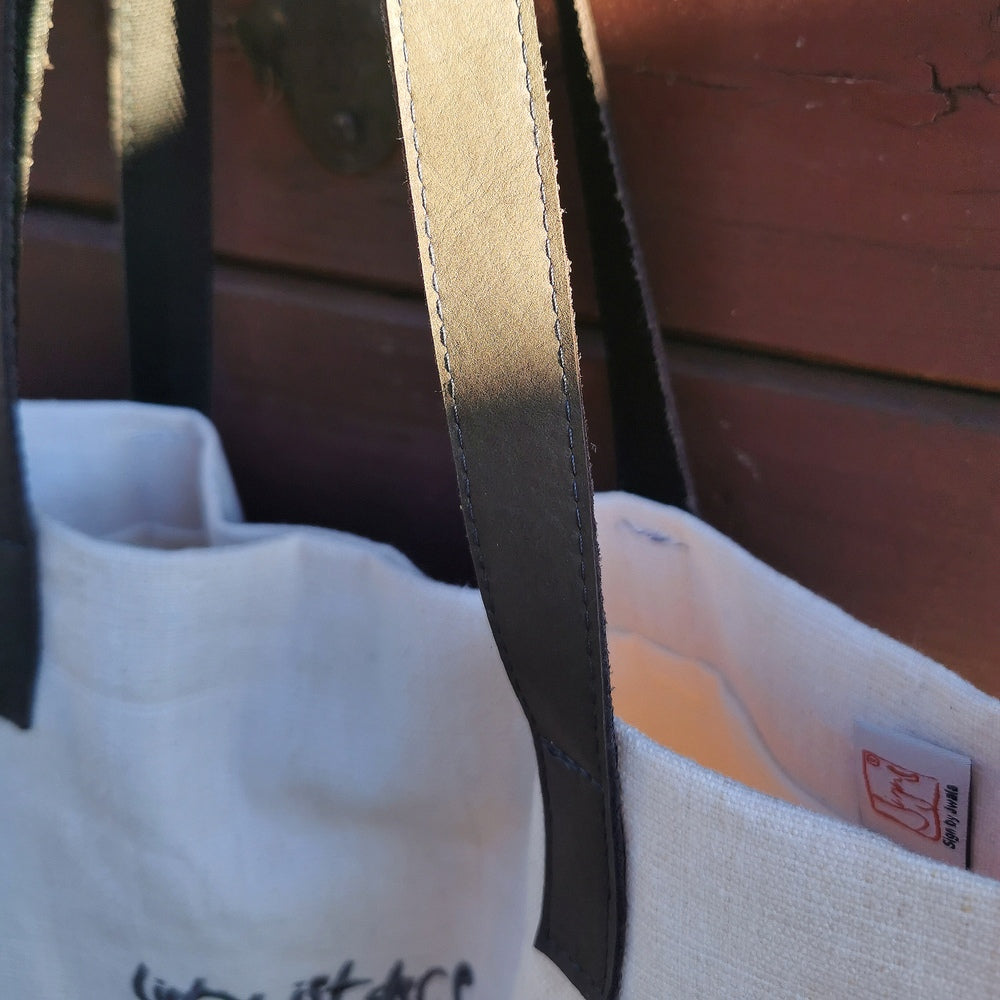 Schultertasche "Liebe ist der Schlüssel"