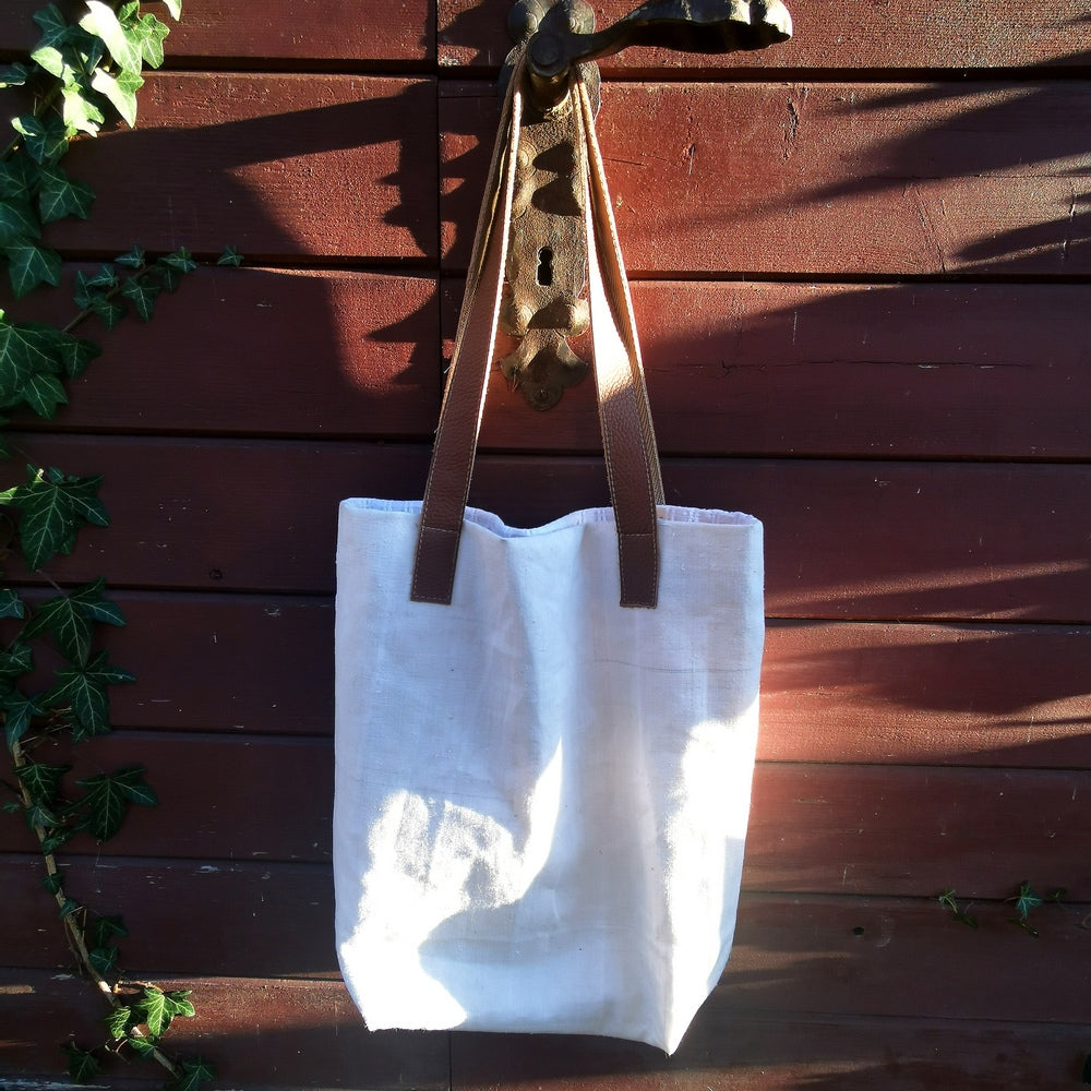 Schultertasche "Liebe ist der Schlüssel"