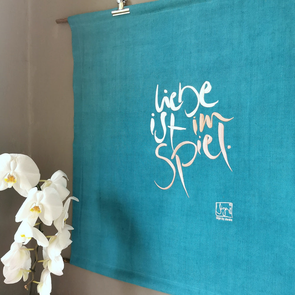 Haussegen "Liebe ist im Spiel"