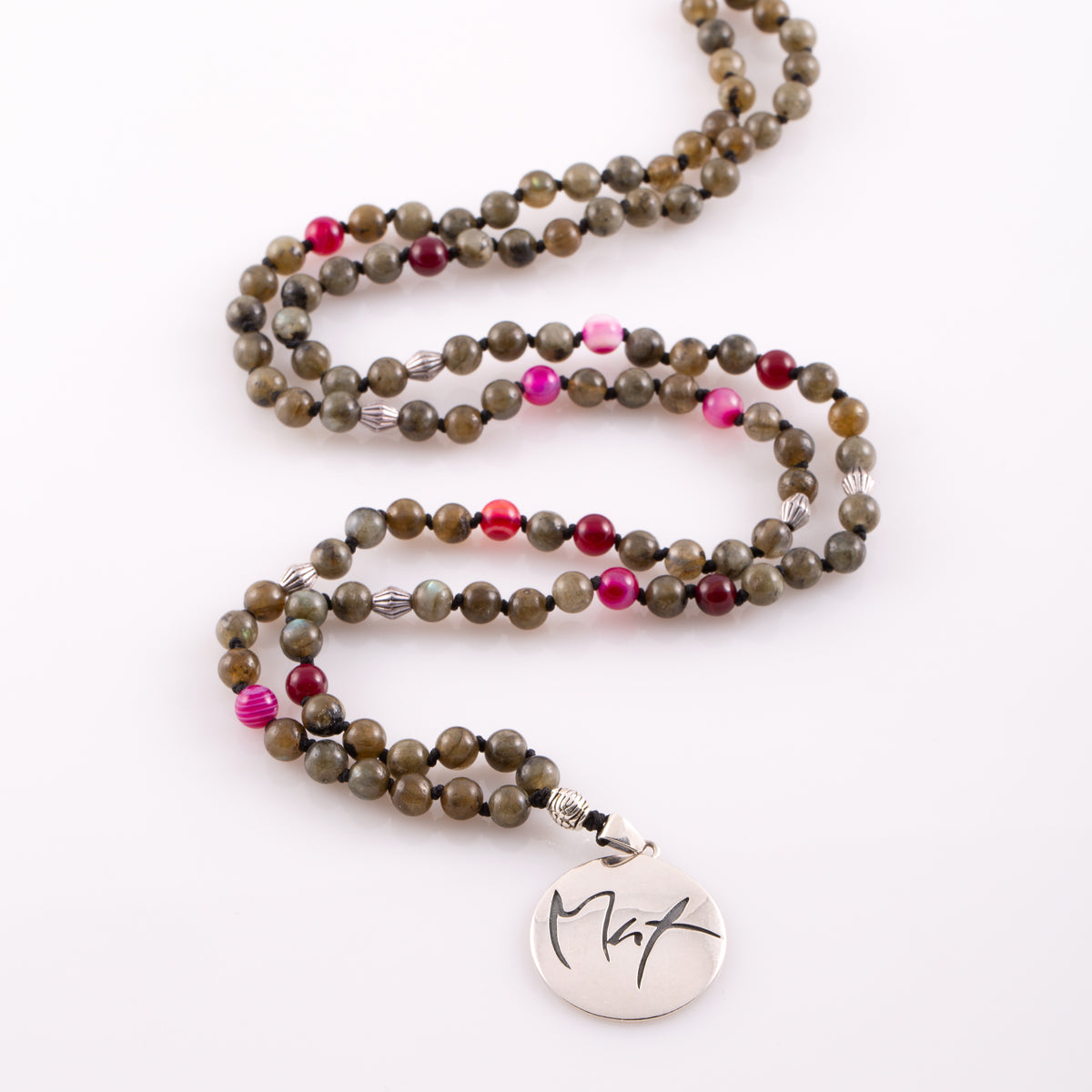 Mut-Mala (Achat, Labradorit)