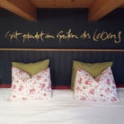 Wandtattoo "Gut gelandet im Garten des Lebens."