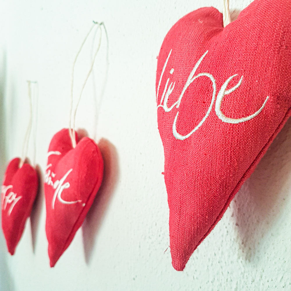 Bauernleinen-Herz "Liebe" Rot