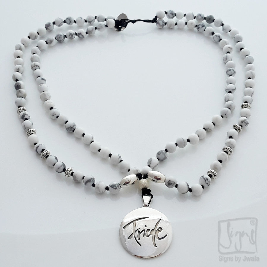 Friede-Collier (Howlith)