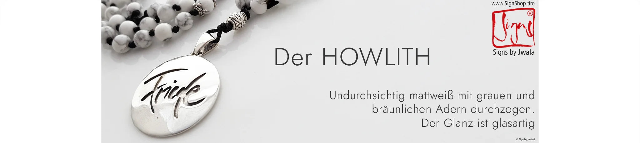 Howlith beeindruckt durch sein undurchsichtiges, mattweißes Erscheinungsbild, durchzogen von feinen grauen und bräunlichen Adern. Sein glasartiger Glanz macht ihn zu einem besonderen Glücks-Seelenstück, das für Ausgleich und innere Ruhe steht.