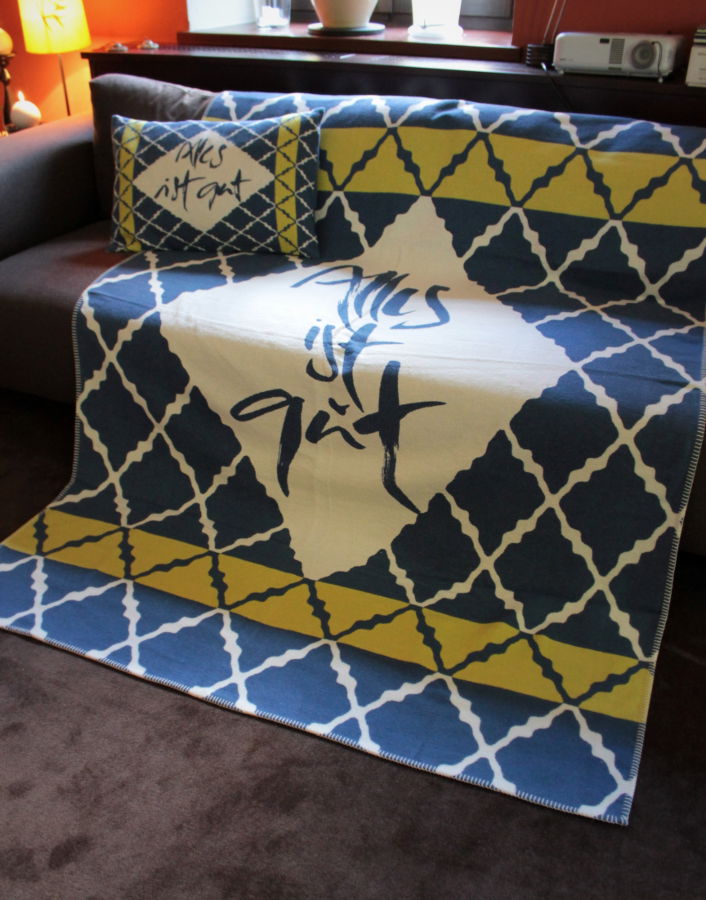 Decke Jacquard "Alles ist gut" Blau