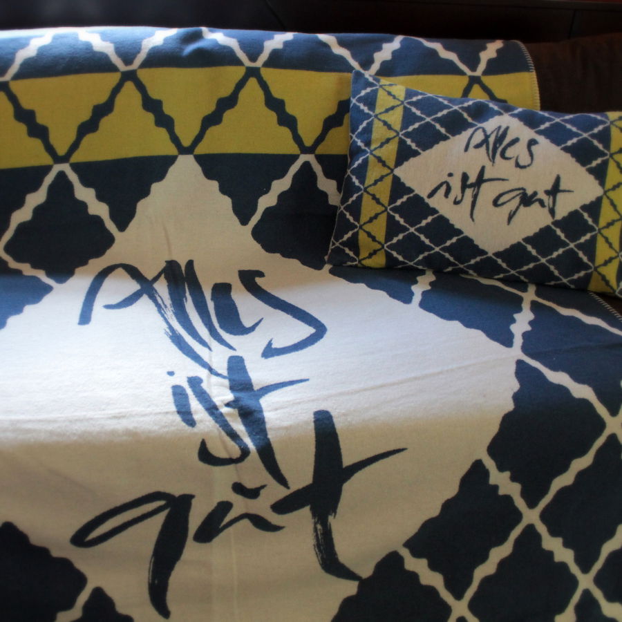 Decke Jacquard "Alles ist gut" Blau