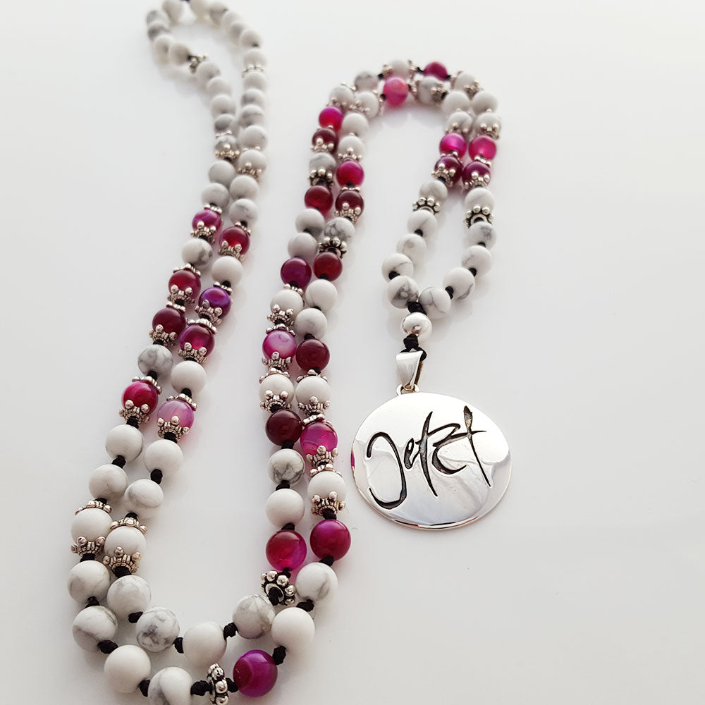 Jetzt-Mala (Howlith/Achat Rot)