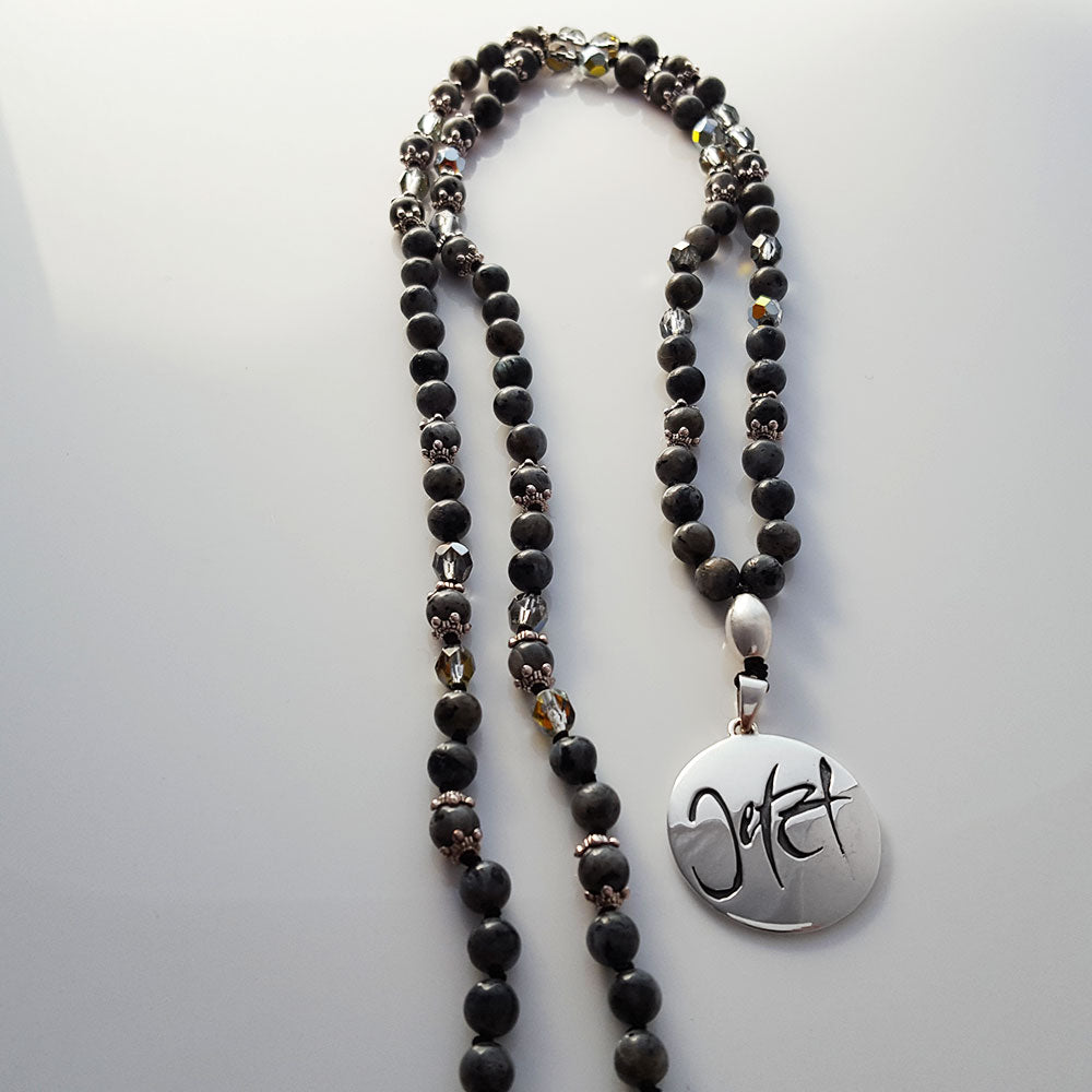 Jetzt-Mala (Labradorit)