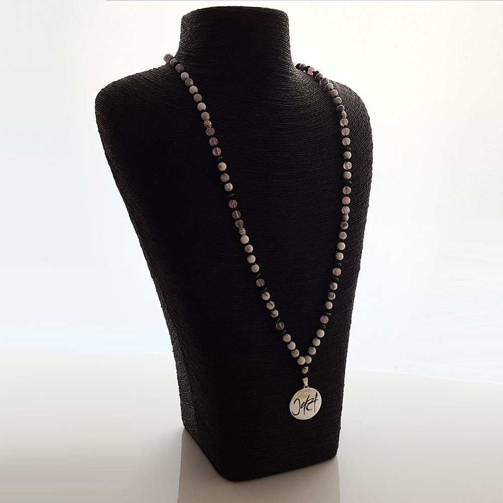 Jetzt-Mala (Howlith + Rosenquarz)