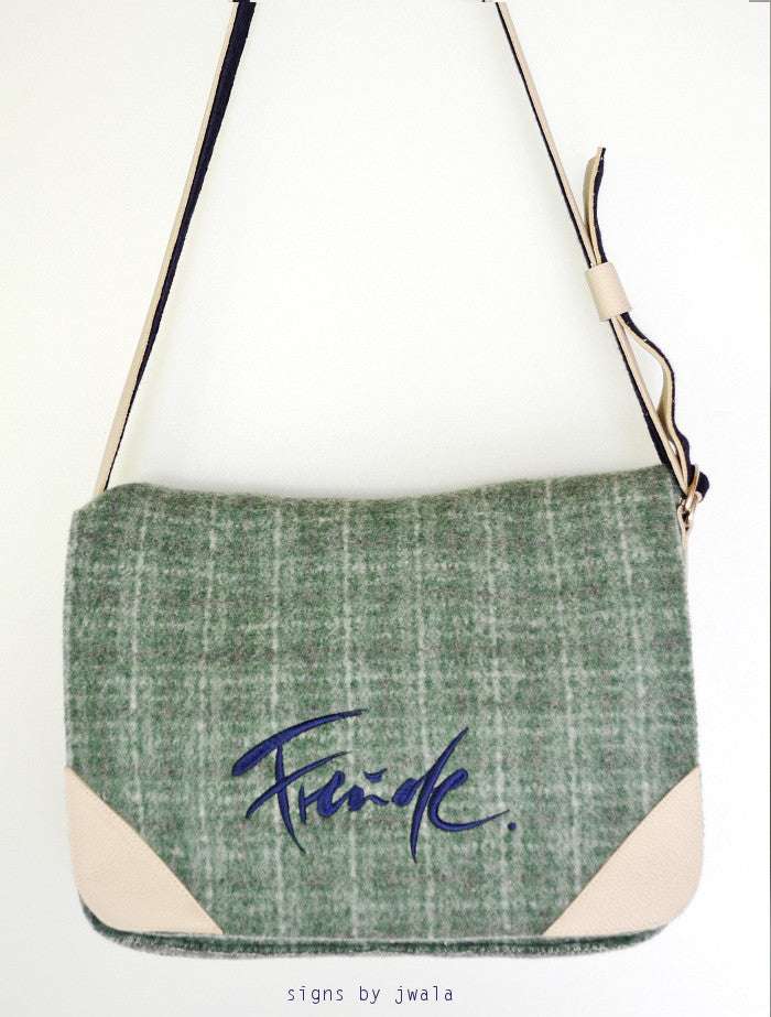 Schultertasche "Freude"