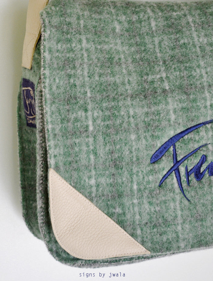 Schultertasche "Freude"