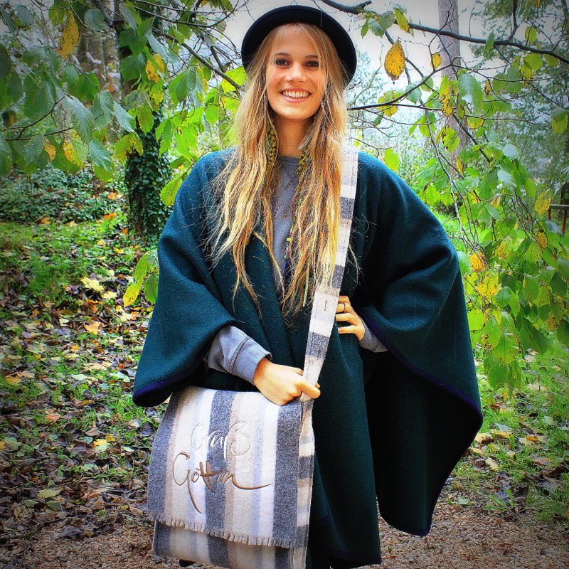 Schultertasche "Grüß Göttin"