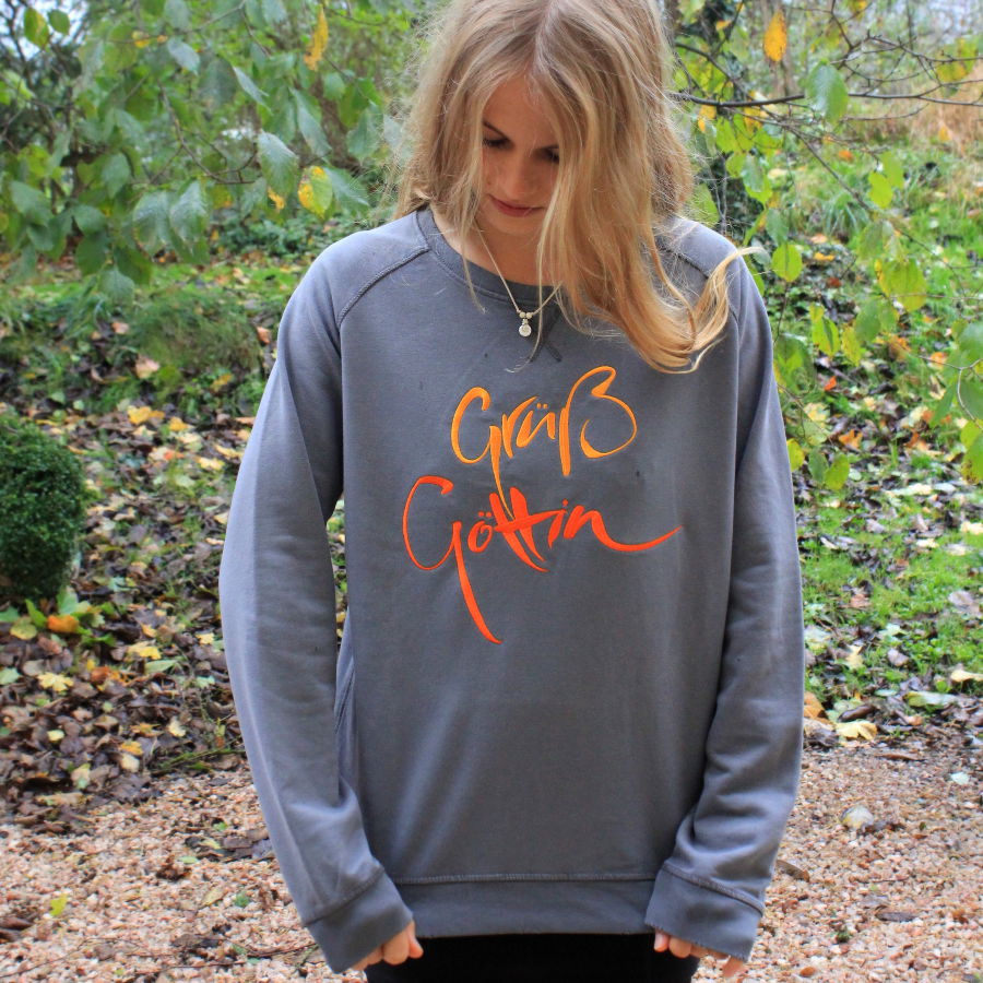 "Grüß Göttin" Vintage Sweater