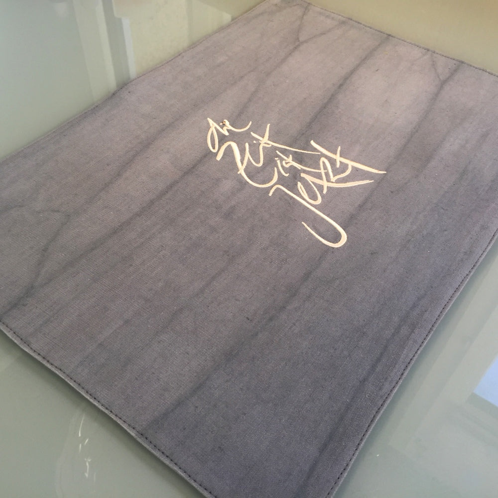 1 Tischset "die Zeit ist Jetzt" Grau